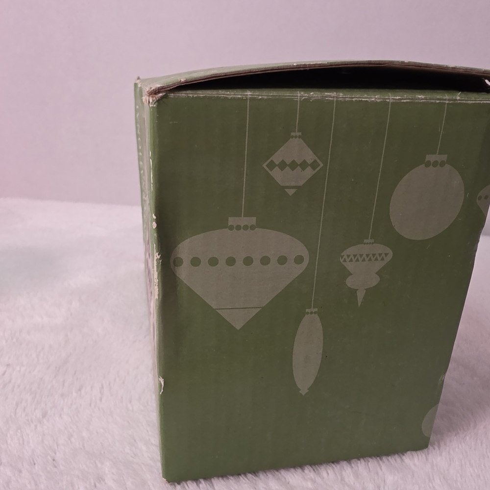 International Silversmiths Holiday Votive‎ Holder - Picture 15 of 16